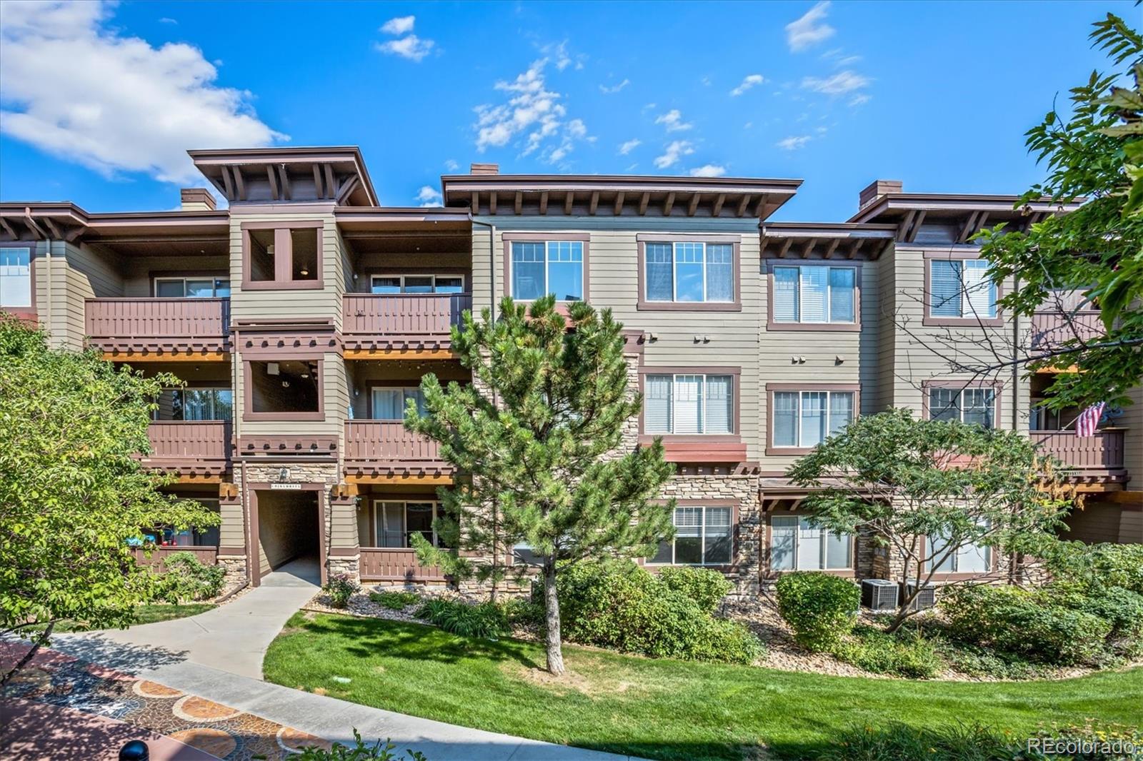 16611 Las Ramblas Lane Unit: R