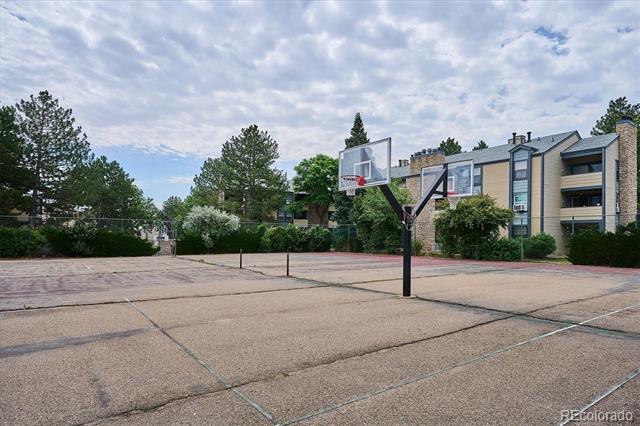 15999 E Alaska Place Unit: B