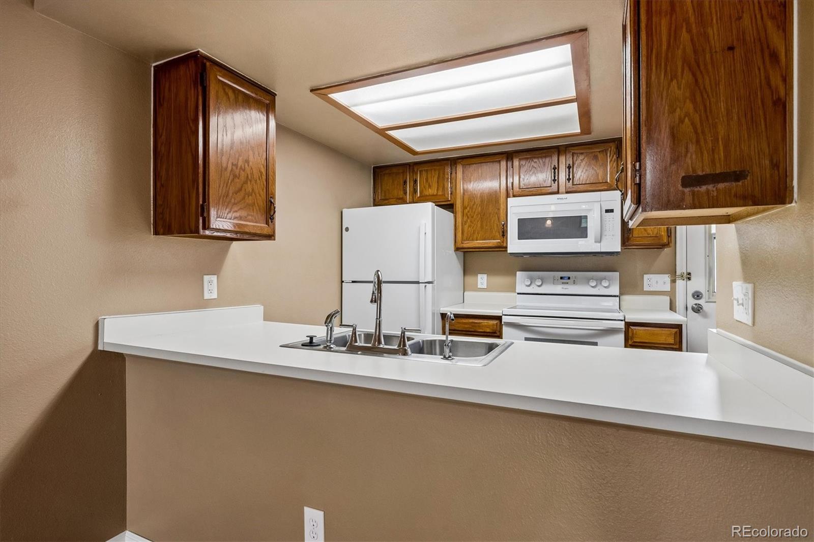 15999 E Alaska Place Unit: B