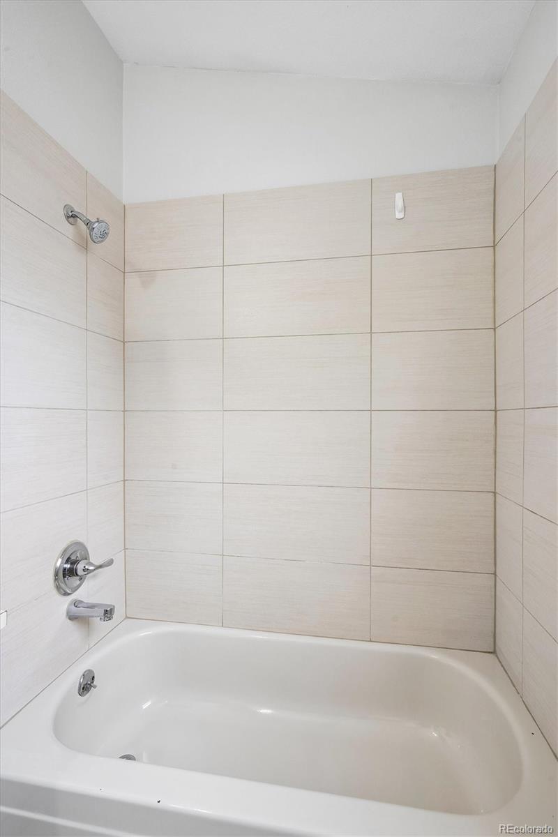 15999 E Alaska Place Unit: B