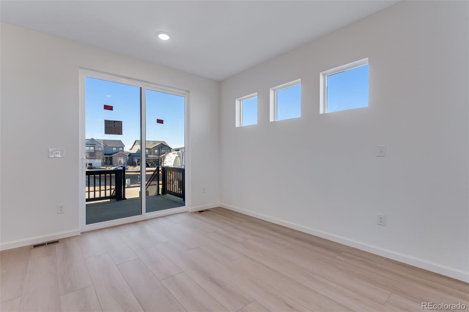 3364 N Haleyville Court