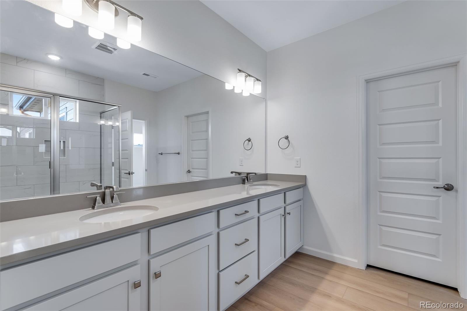 3364 N Haleyville Court