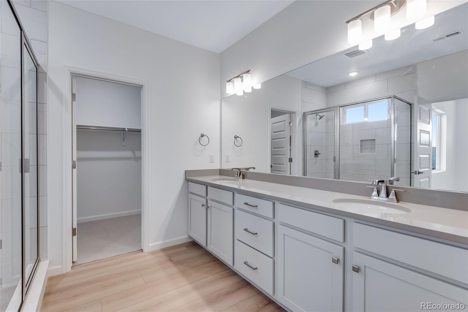 3364 N Haleyville Court