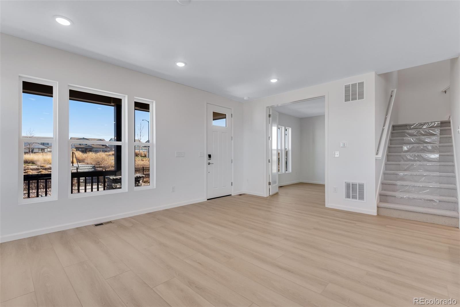 3364 N Haleyville Court