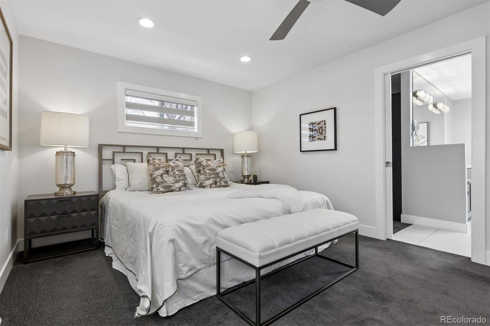 895 S Glencoe Street