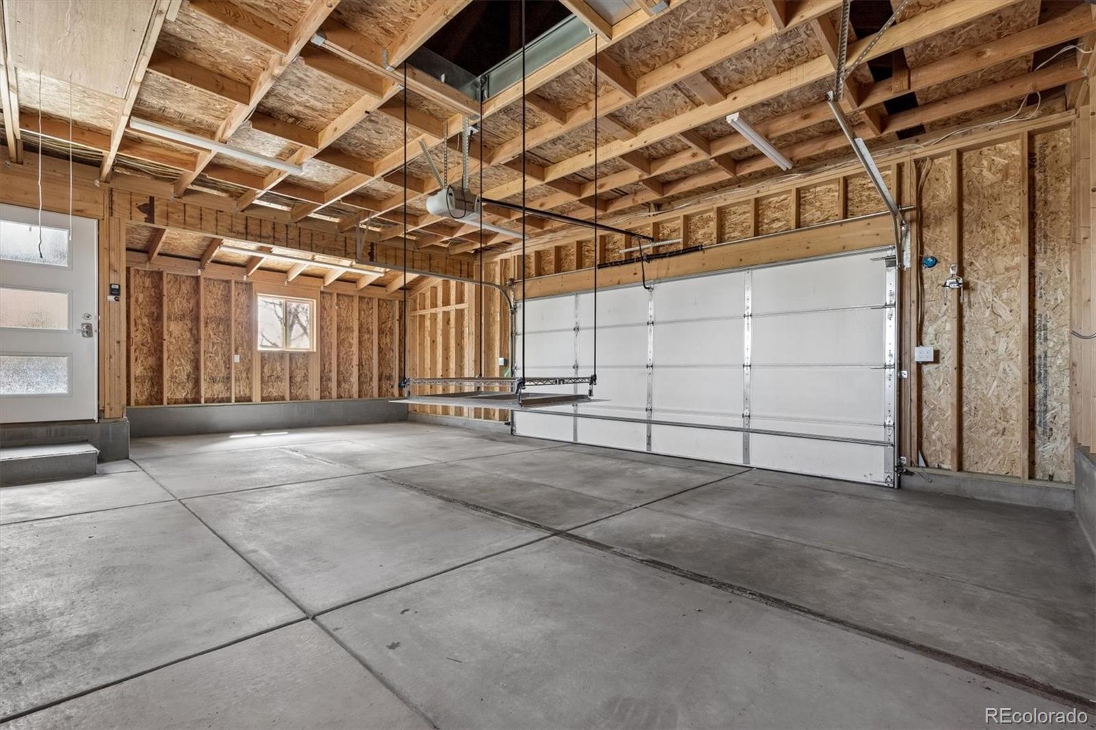 895 S Glencoe Street