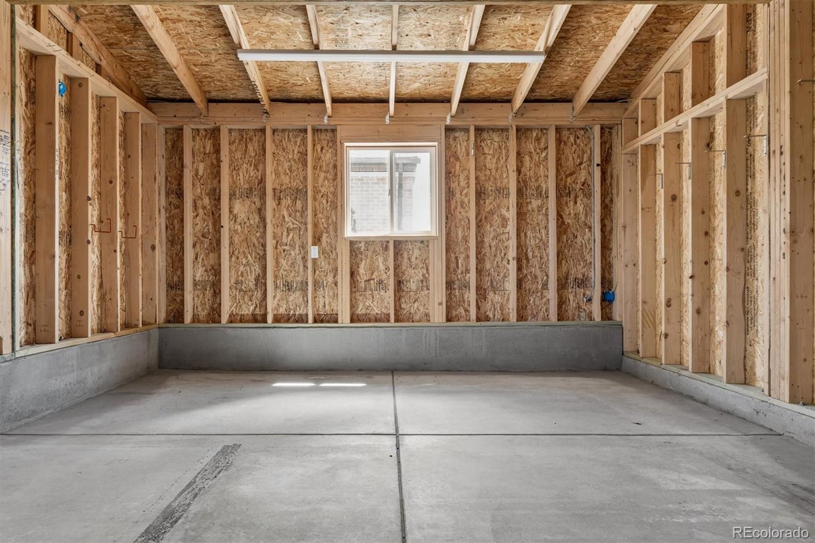 895 S Glencoe Street