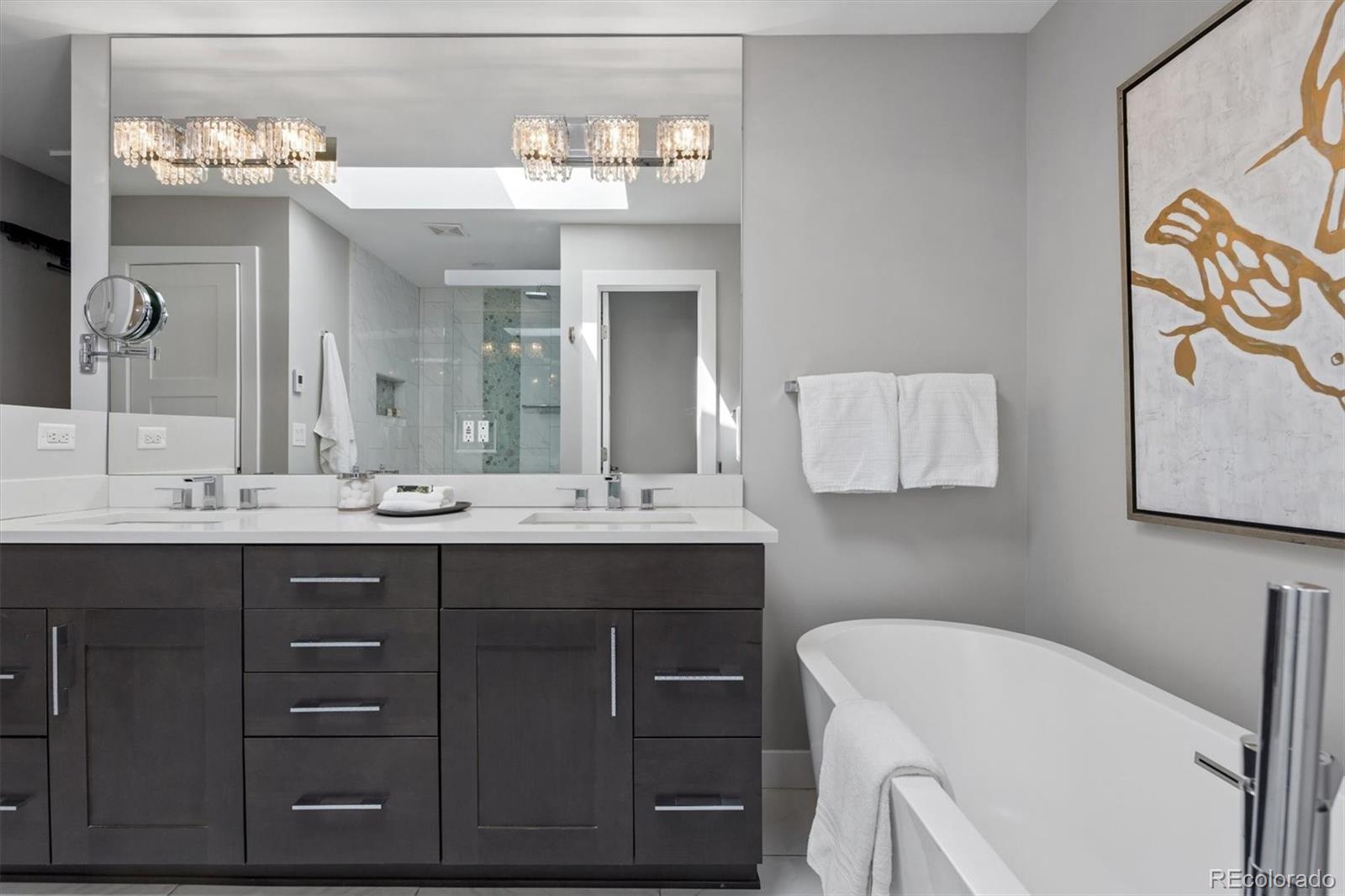 895 S Glencoe Street