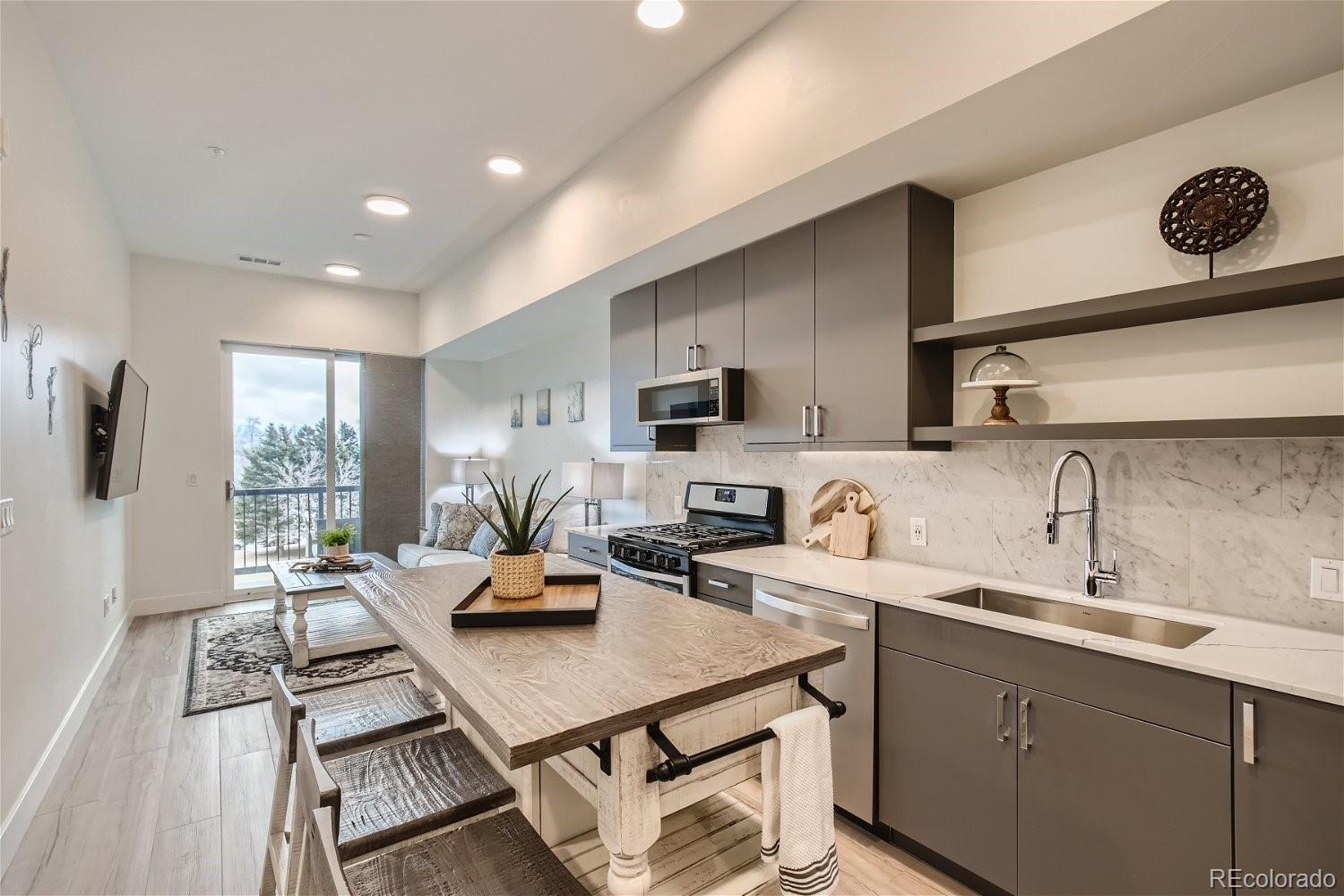 2876 W 53rd Avenue Unit: 218