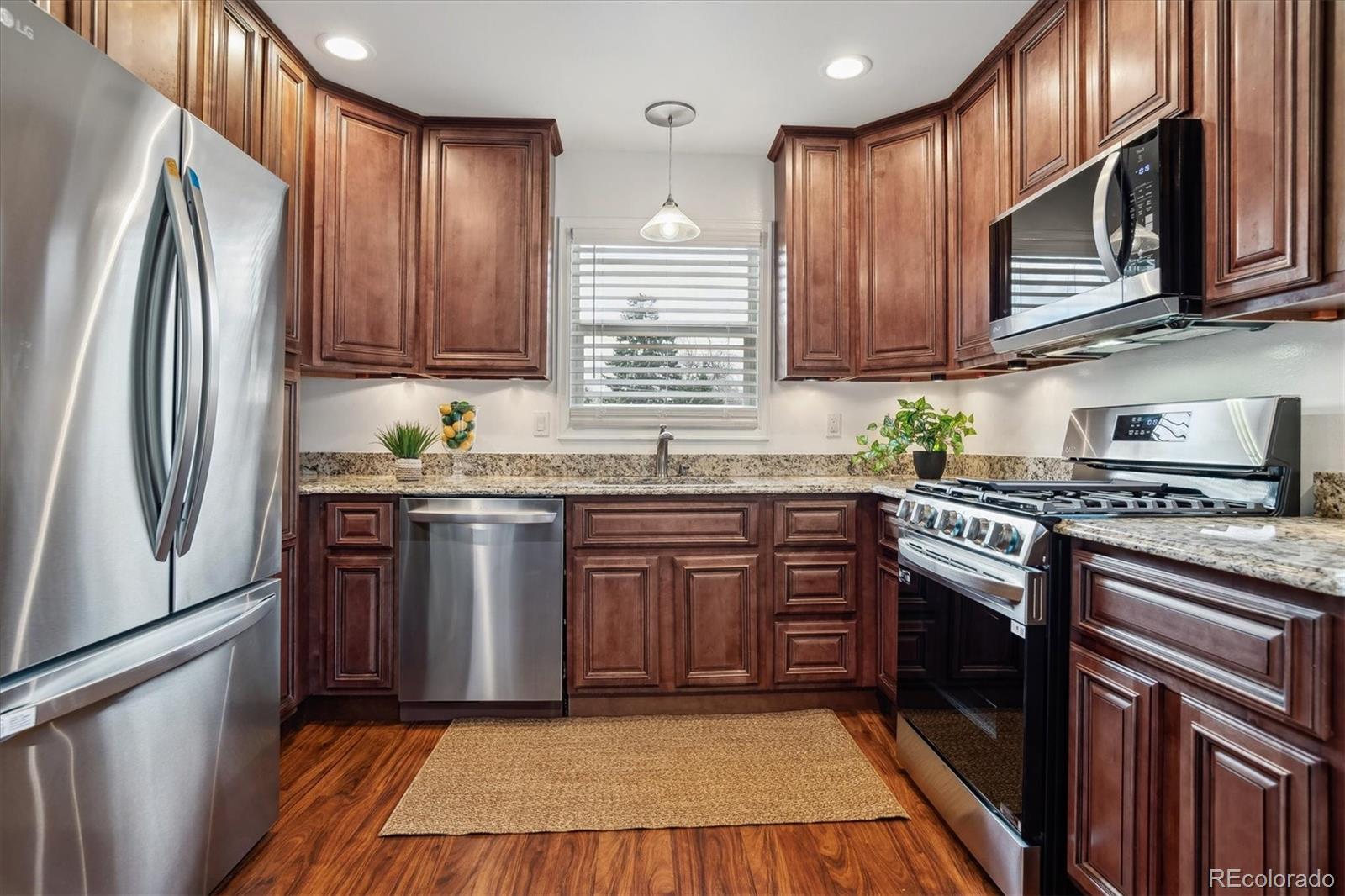 1250 S Monaco Parkway Unit: 33