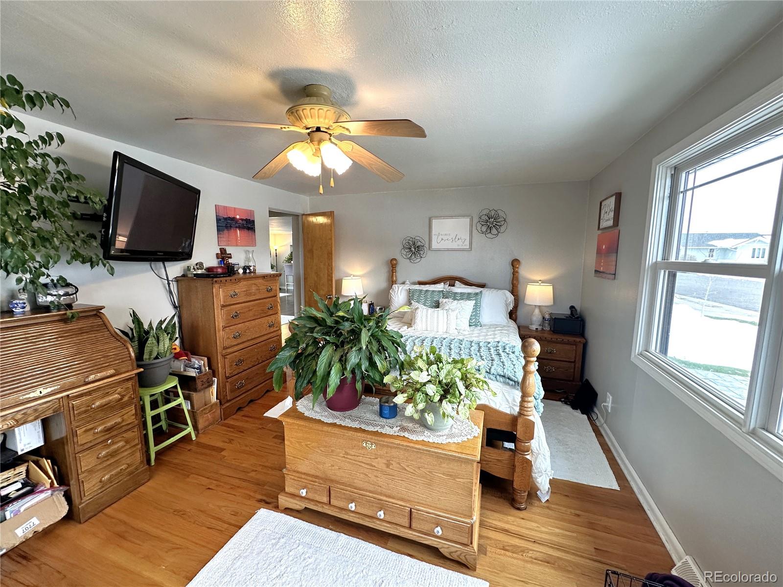 116 W 5th Street