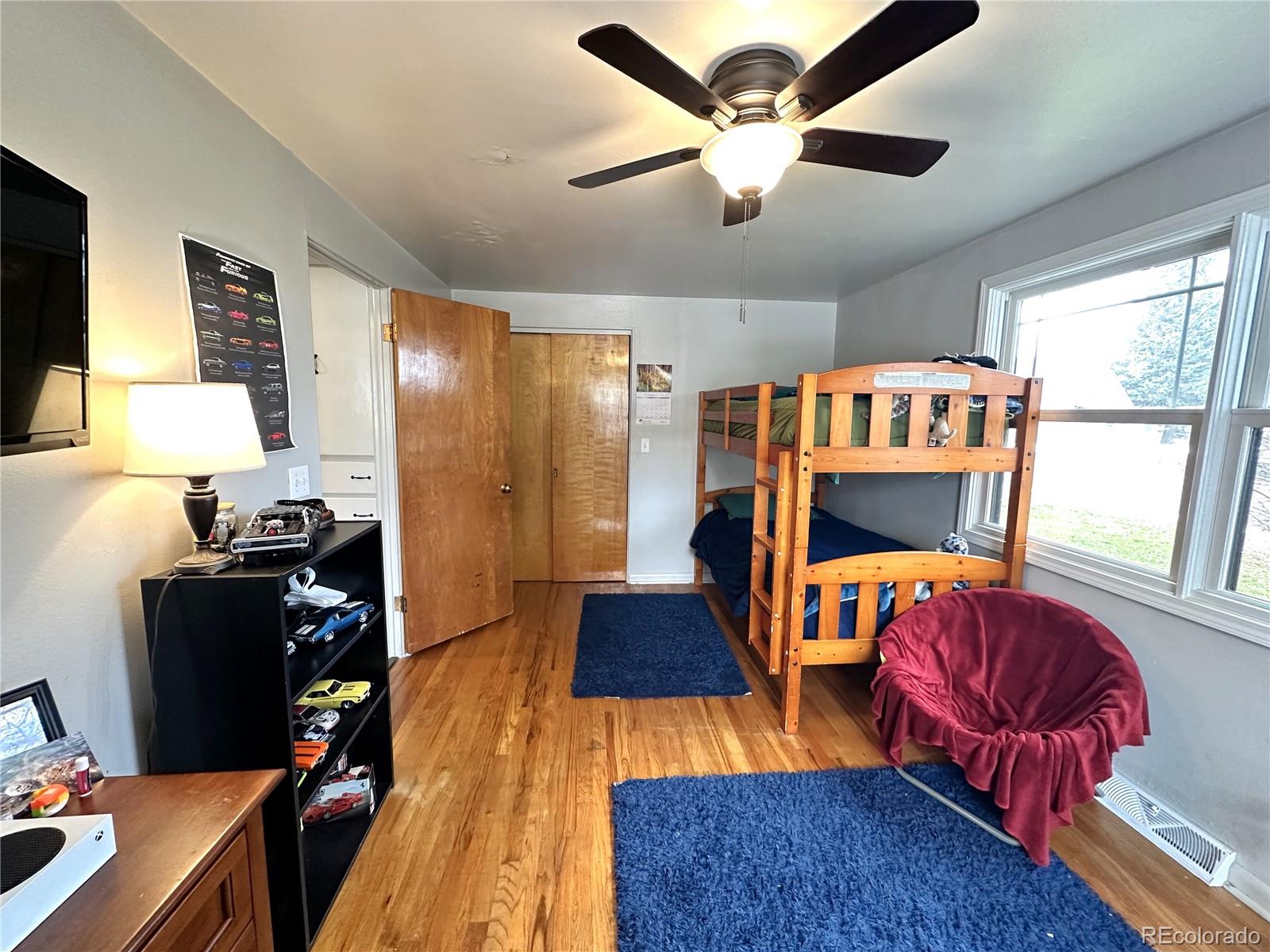 116 W 5th Street