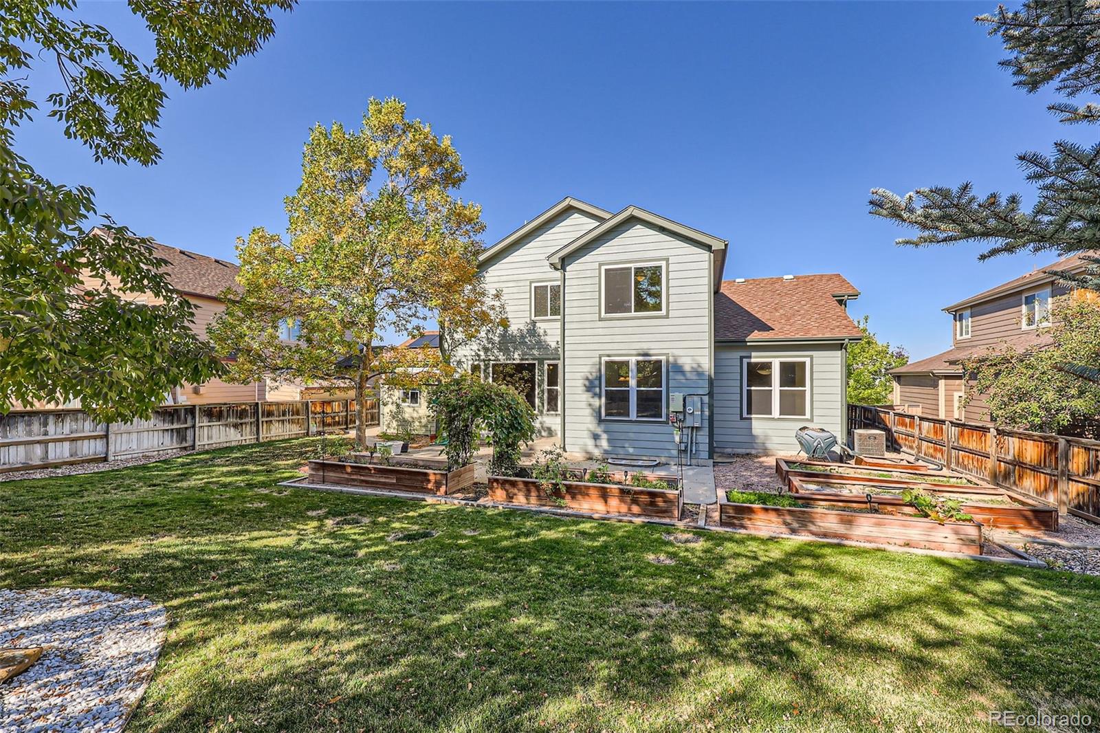 10146 Knoll Circle