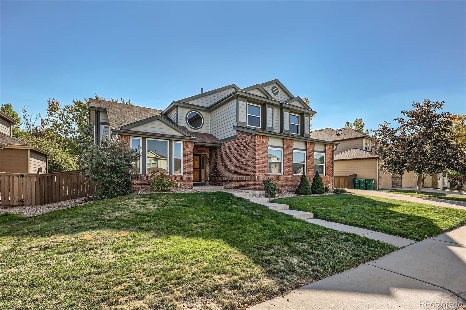 10146 Knoll Circle