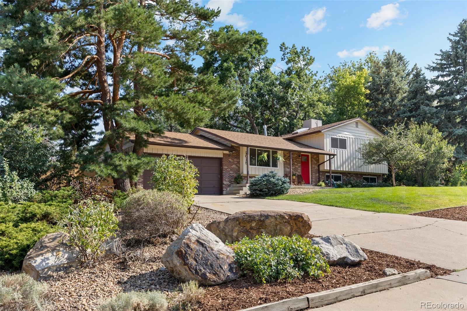 2015 Foothills Road