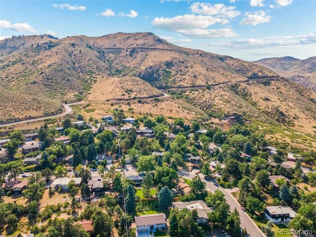 2015 Foothills Road