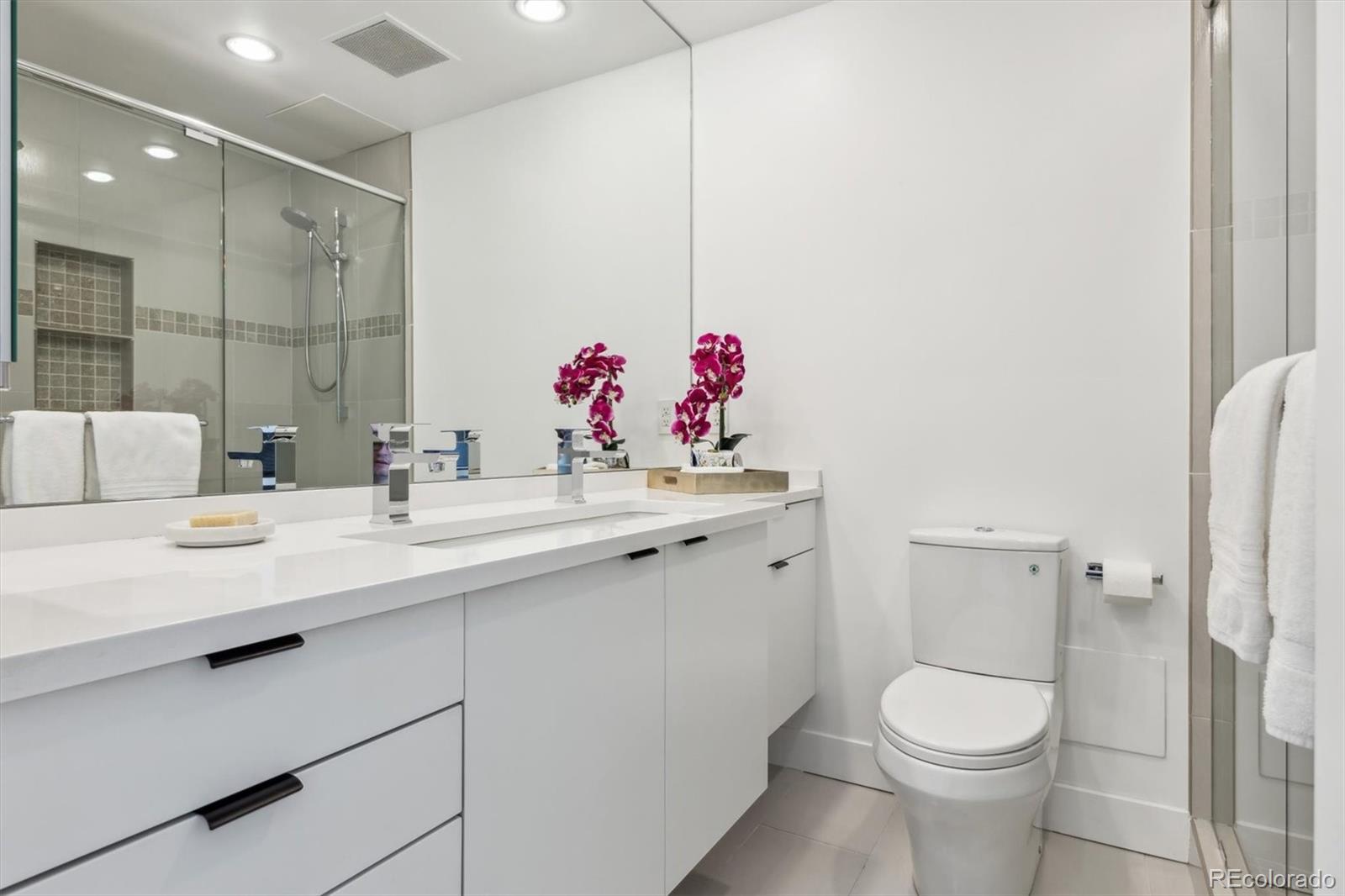 1201 N Williams Street Unit: 3A