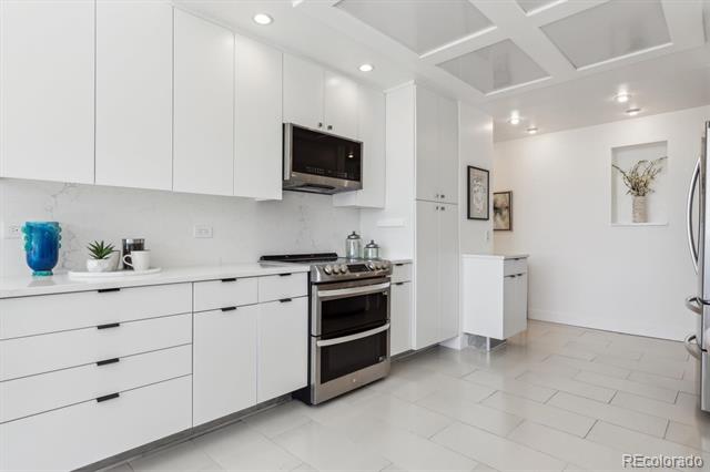 1201 N Williams Street Unit: 3A