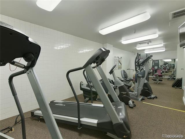 1201 N Williams Street Unit: 3A