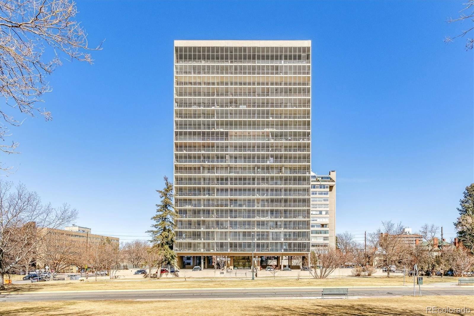 1201 N Williams Street Unit: 3A