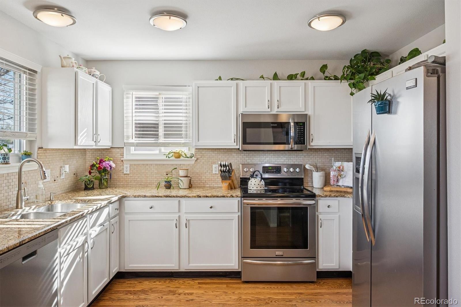 4216 S Ireland Court