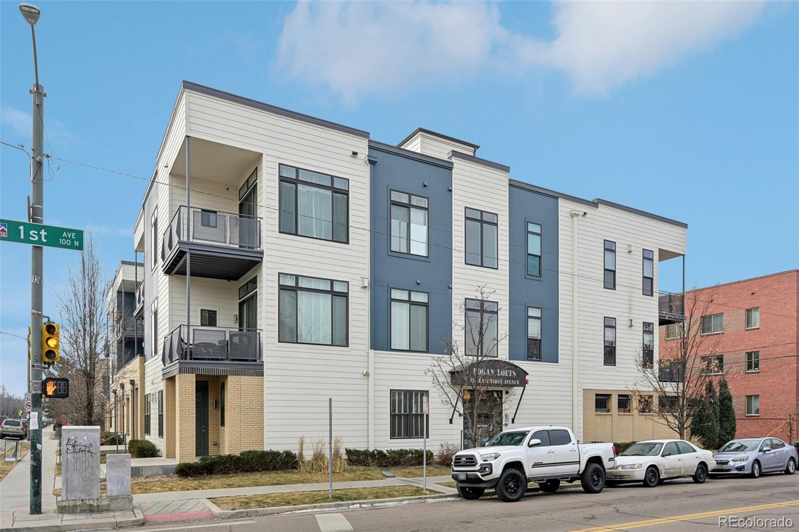 336 E 1st Avenue Unit: 207