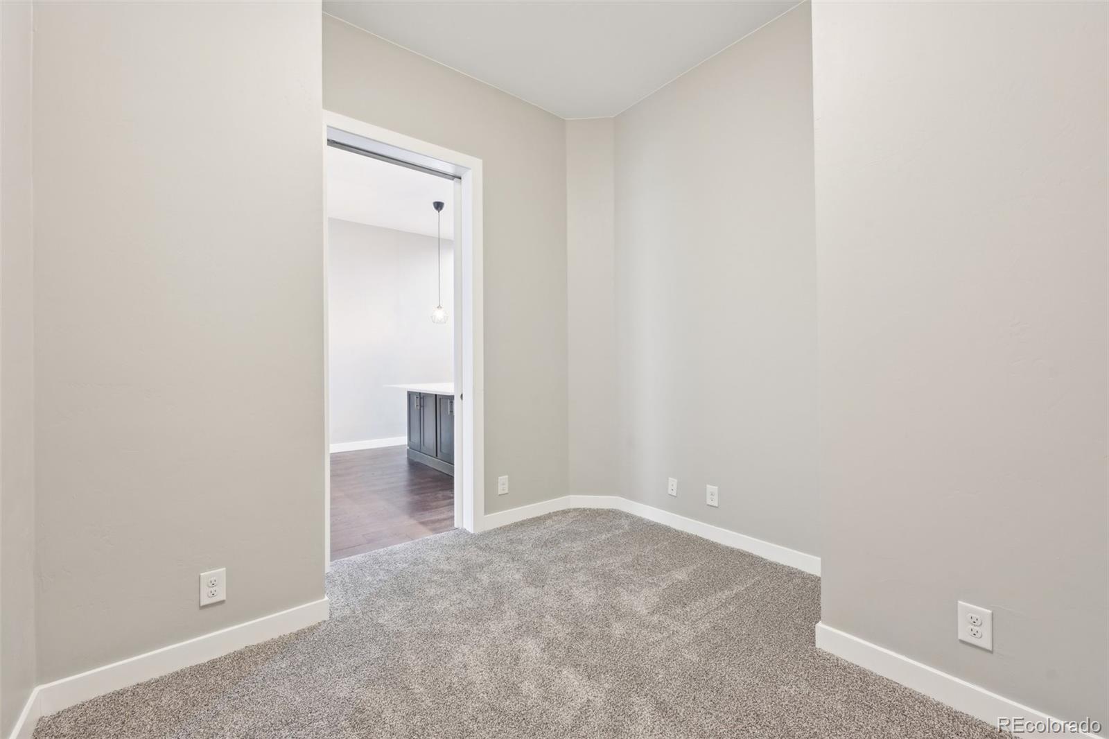 336 E 1st Avenue Unit: 207