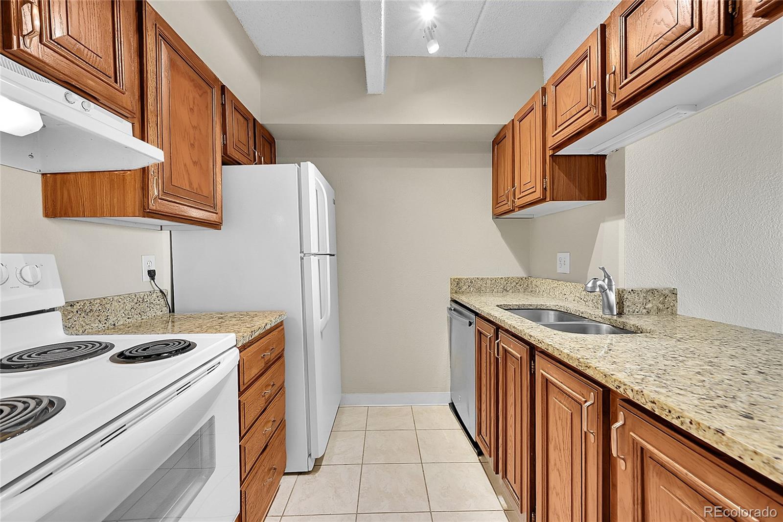 777 N Washington Street Unit: 1005