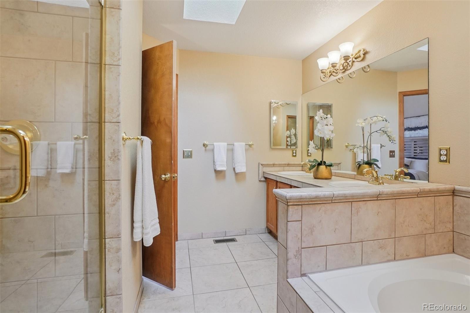 7711 S Monaco Circle