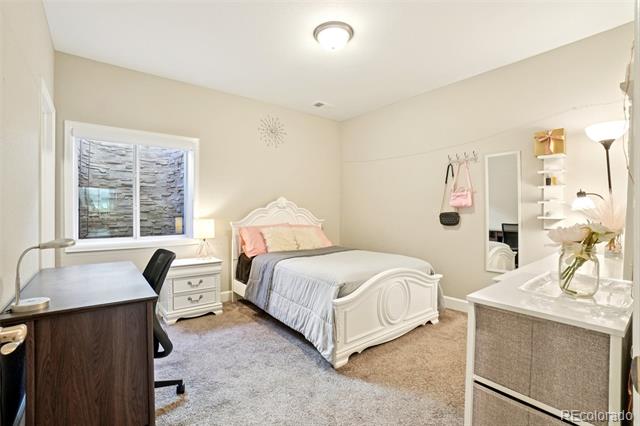 784 Sundown Way