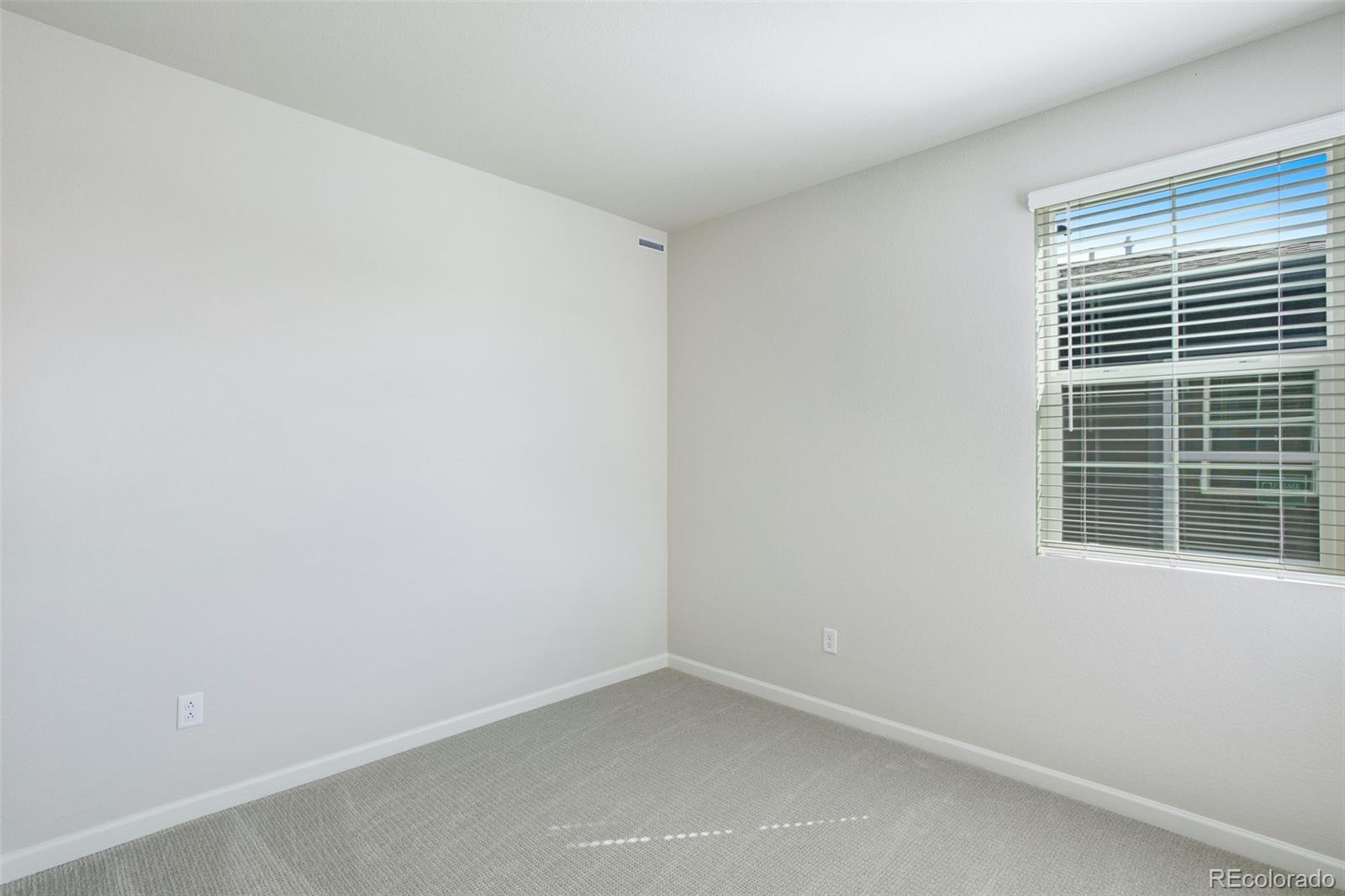 1753 Mount Meeker Avenue