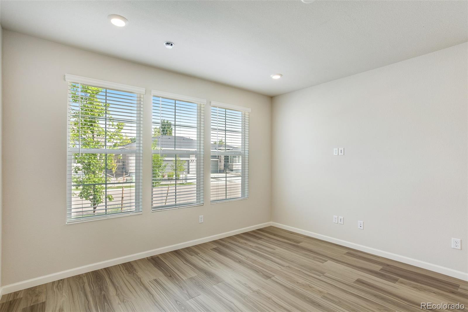 1753 Mount Meeker Avenue