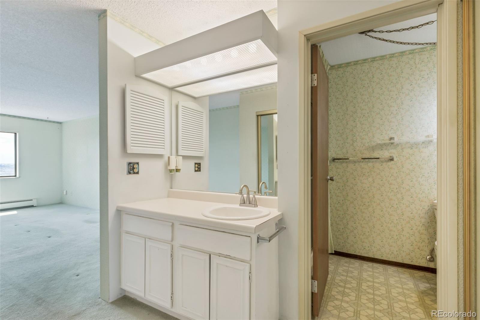 14390 E Marina Drive Unit: 601