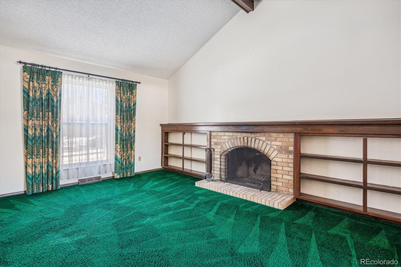 2926 S Newark Place