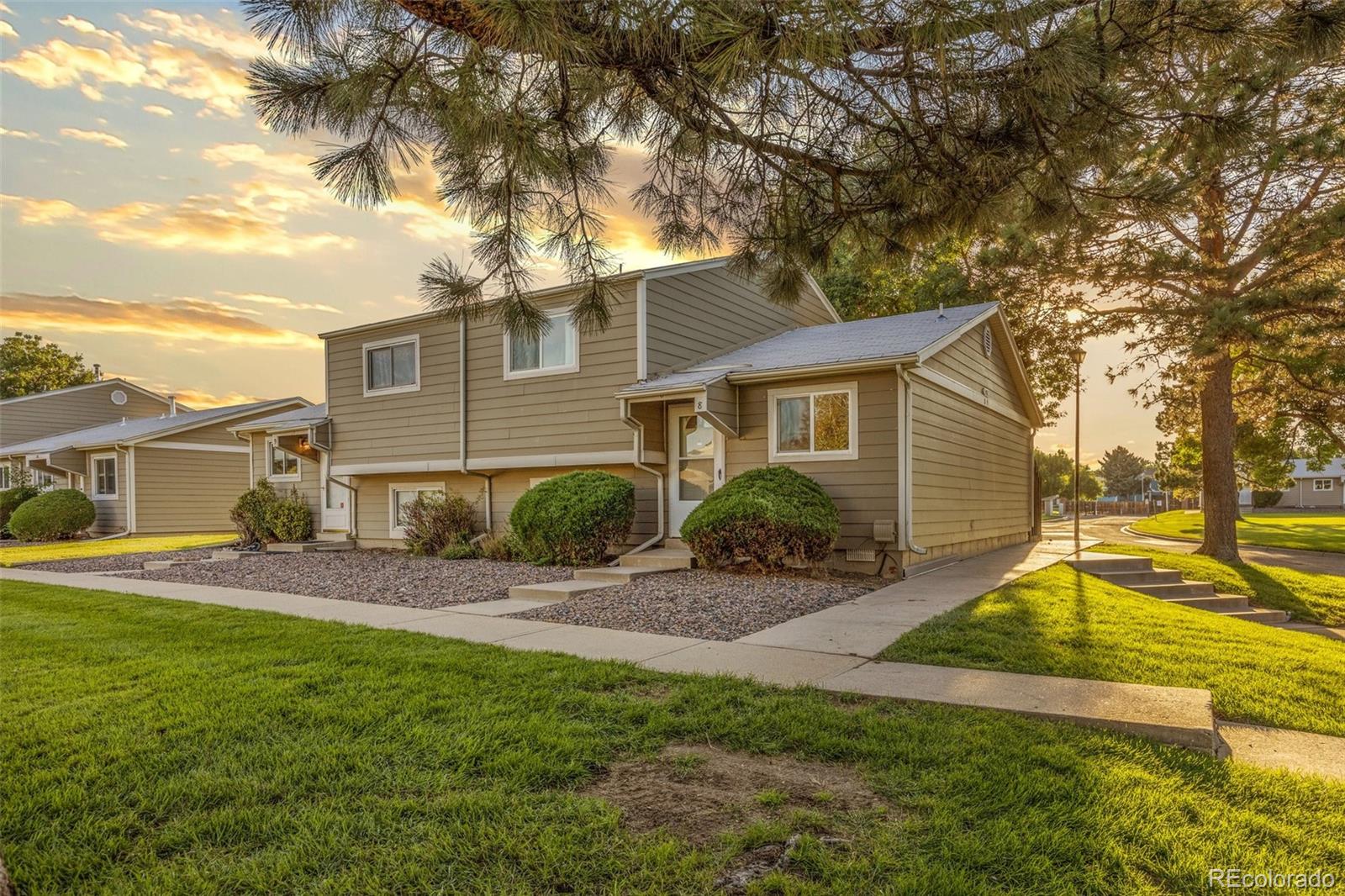 5711 W 92nd Avenue Unit: 8