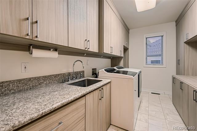 8561 Colonial Drive