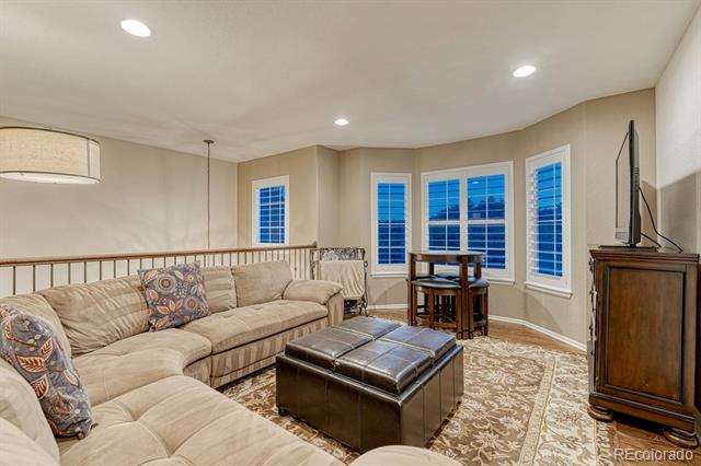 6555 Esperanza Drive