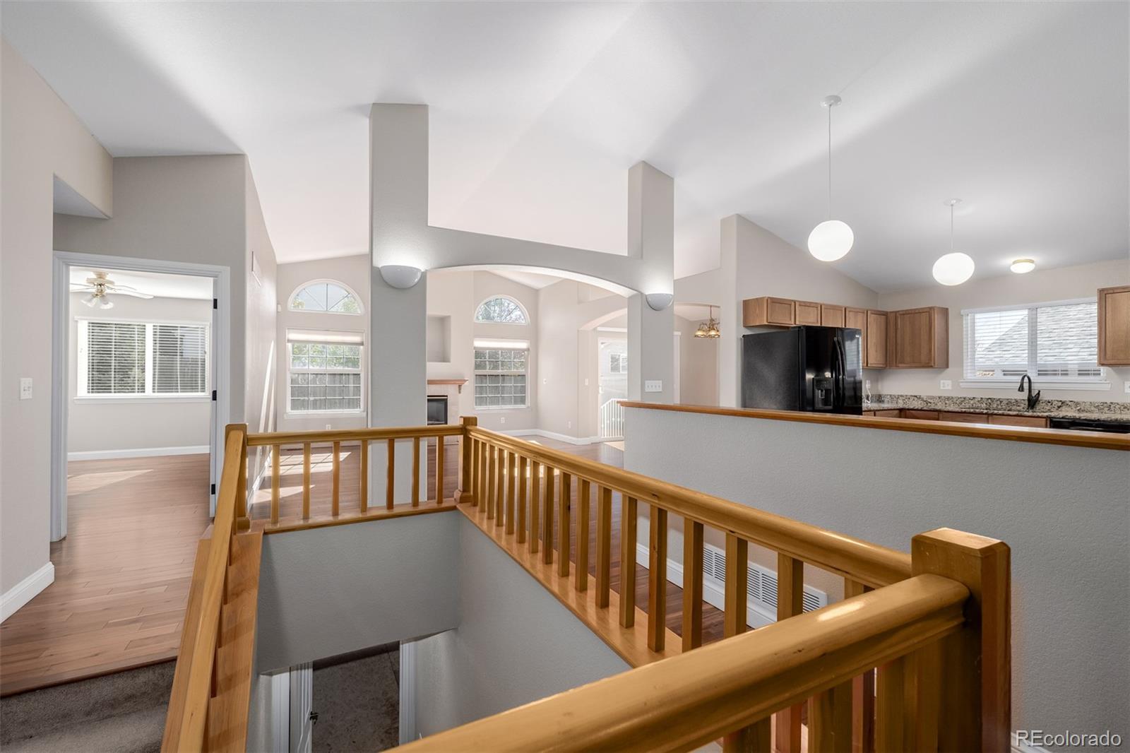 5422 S Versailles Street