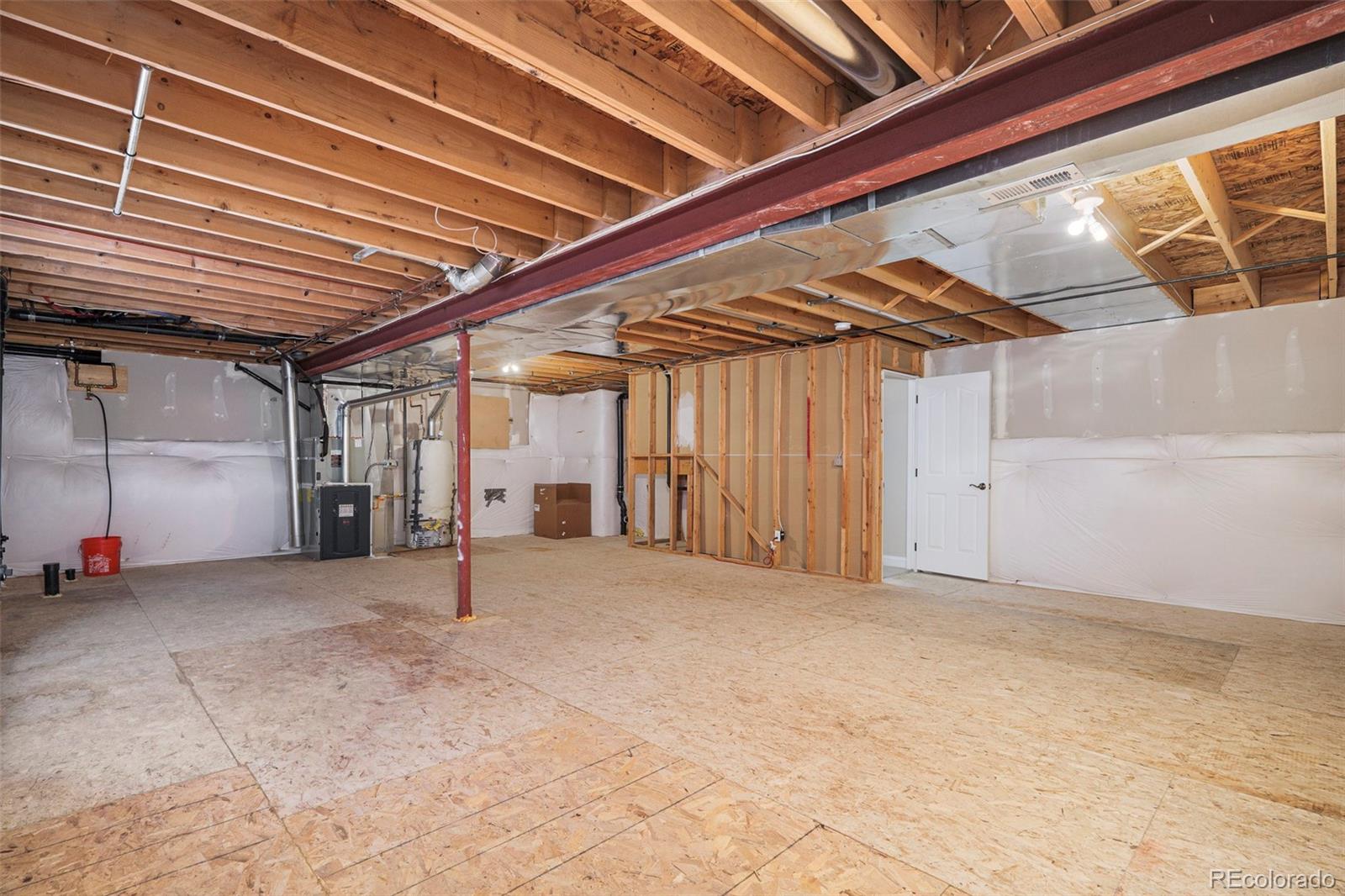 5422 S Versailles Street