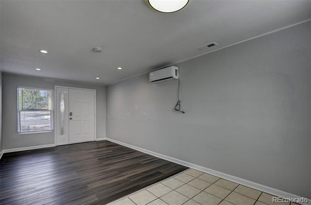 900 Evanston Street