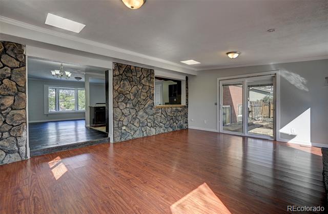 900 Evanston Street