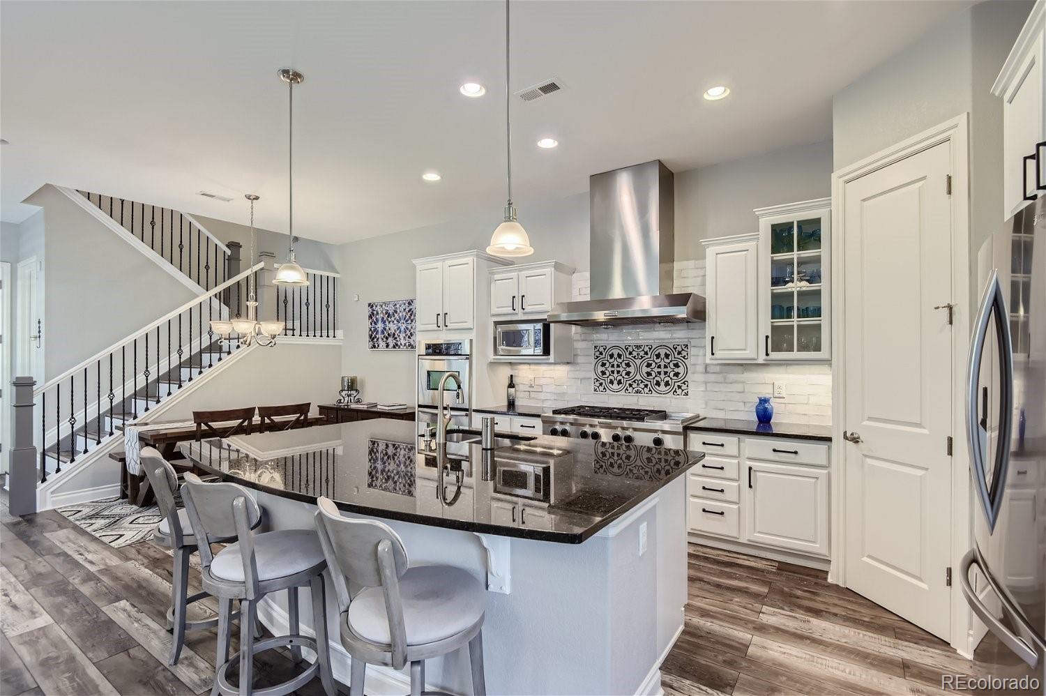 10132 Ridgegate Circle