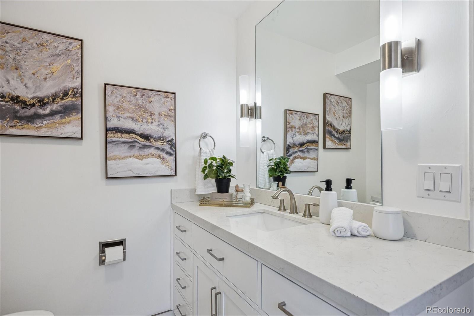 4970 S Chester Street