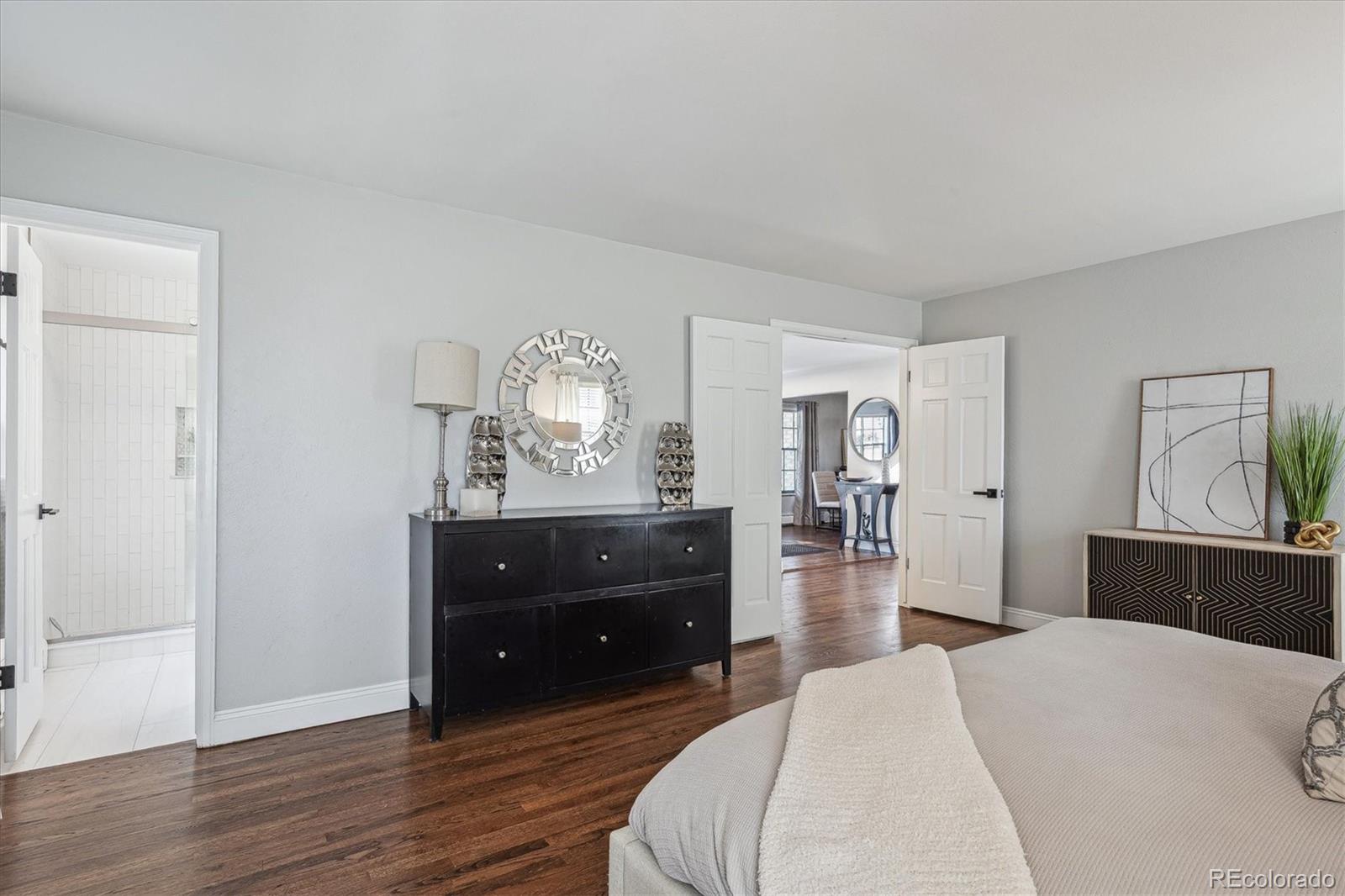 4970 S Chester Street