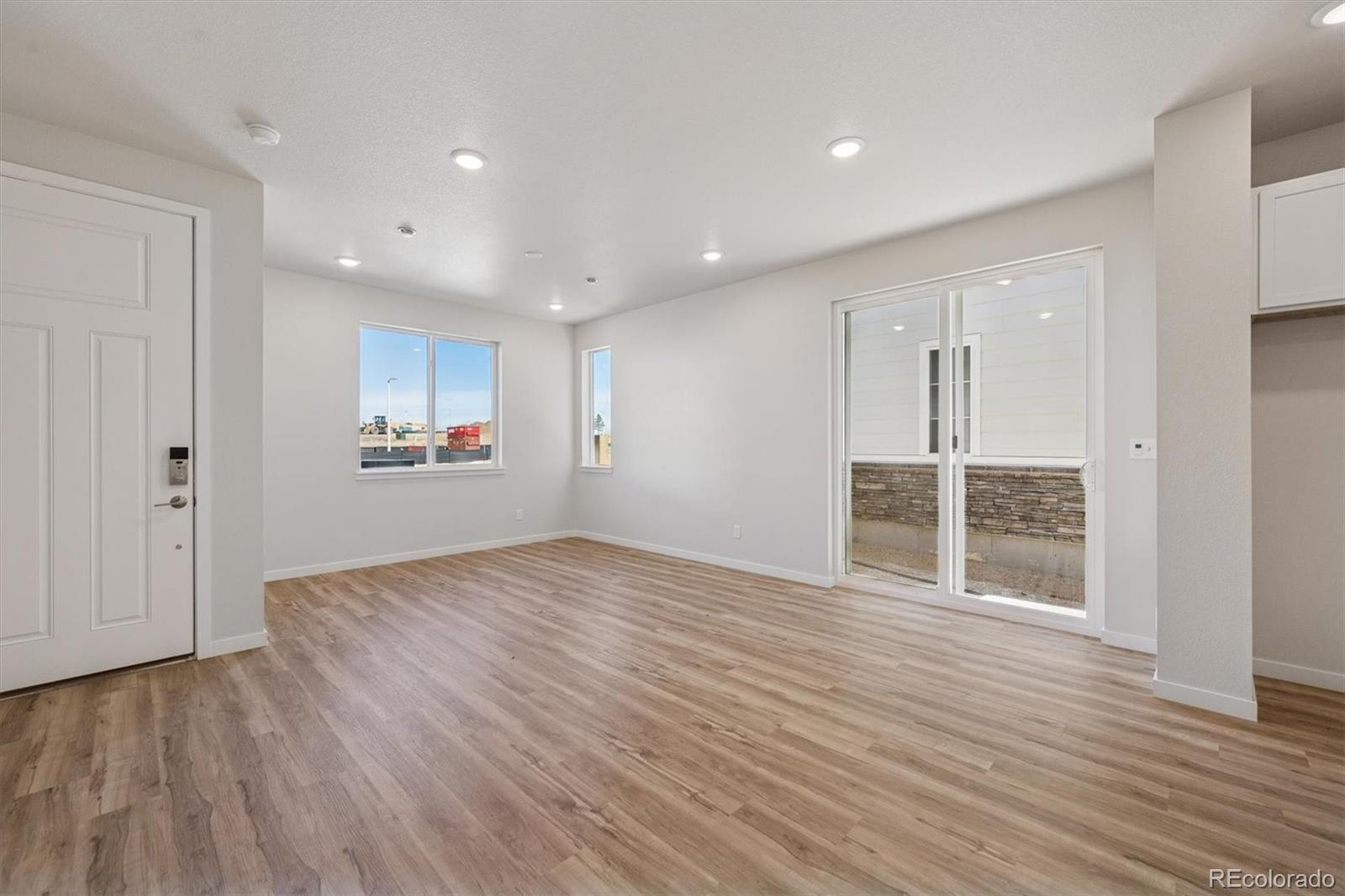 22686 E 47th Place