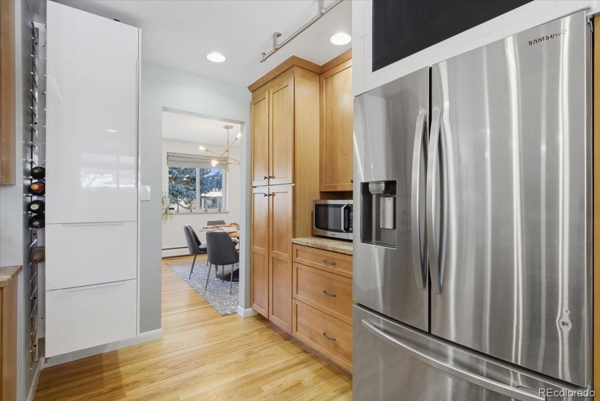 444 S Niagara Street