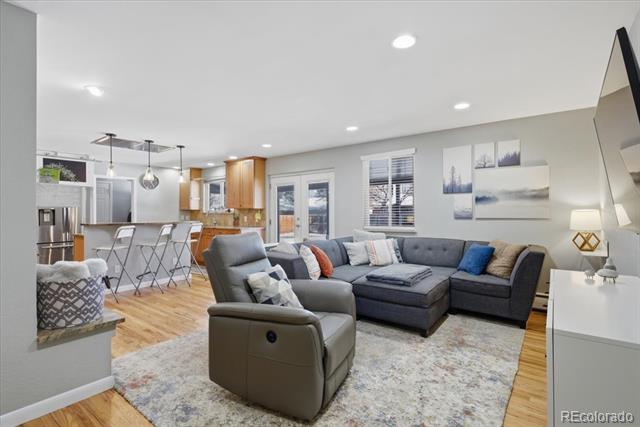 444 S Niagara Street