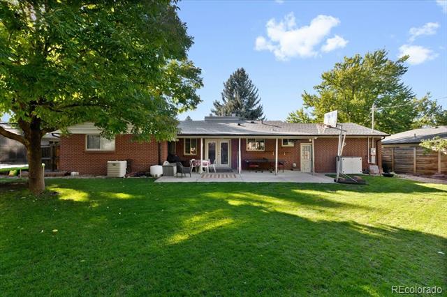 444 S Niagara Street
