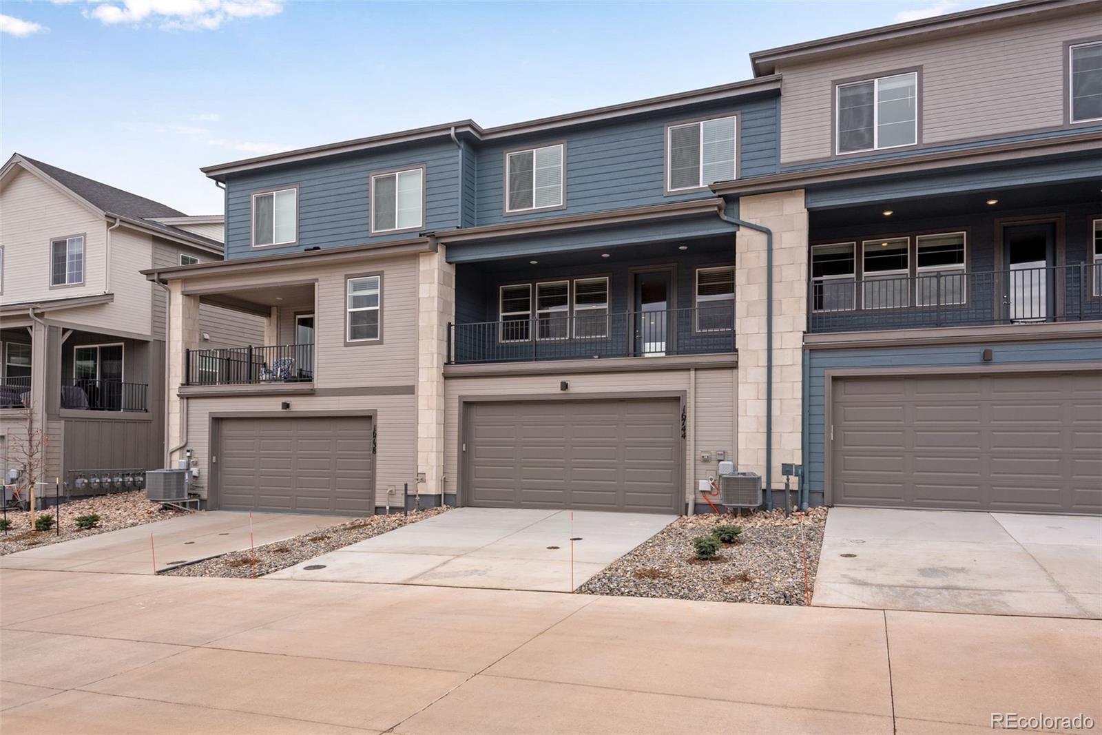 16744 W 93rd Place