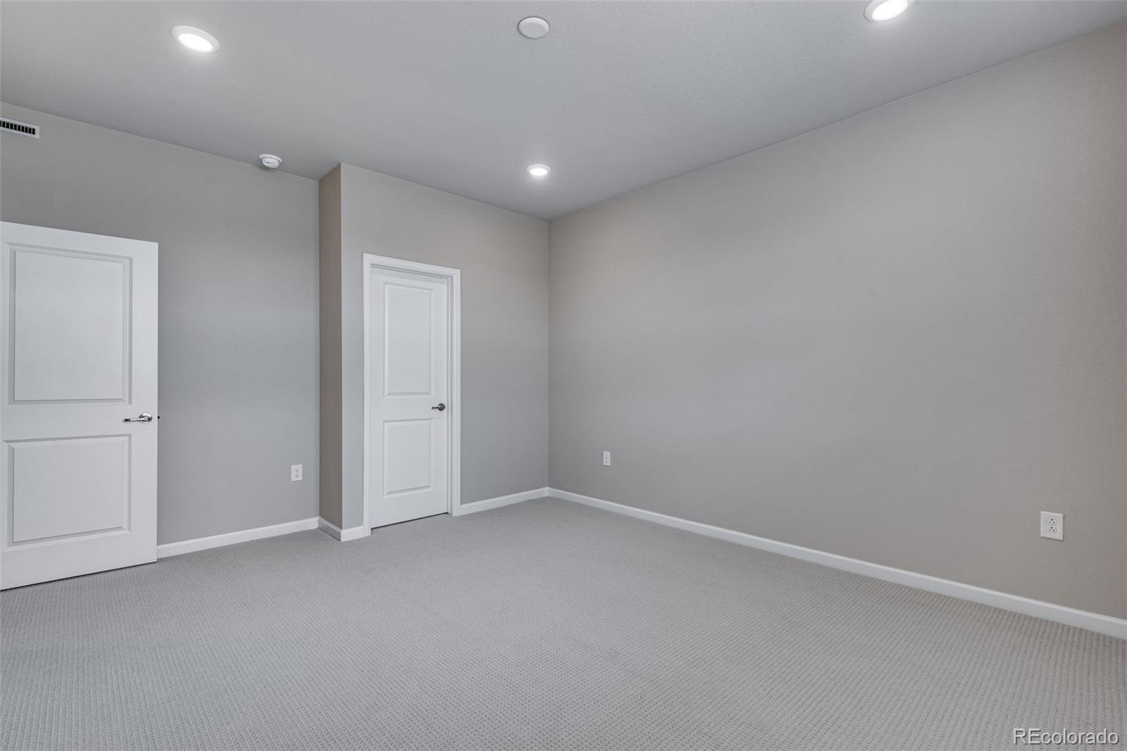 16744 W 93rd Place